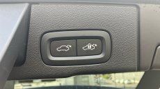 Volvo Xc60 2.0 B4D R DESIGN 5dr AWD Geartronic Diesel Estate